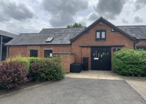 Althorp, Northampton to rent Building Photo- Image 1 of 5