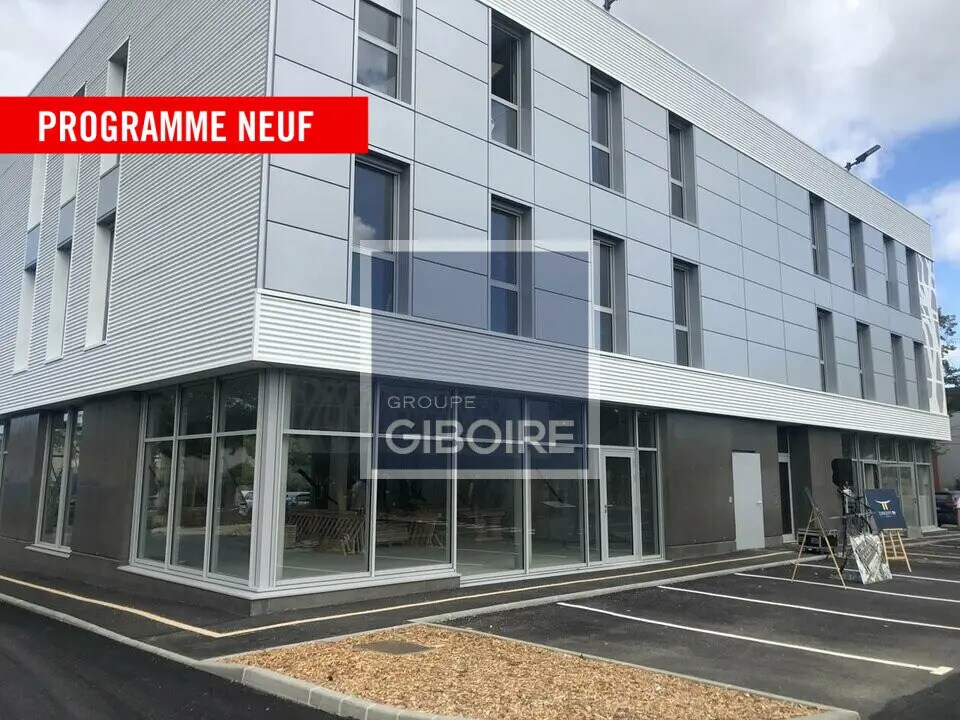 Vente Bureaux 225 m² - Photo 1