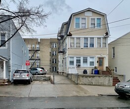 3714 28th St, Long Island City, NY for sale Primary Photo- Image 1 of 1