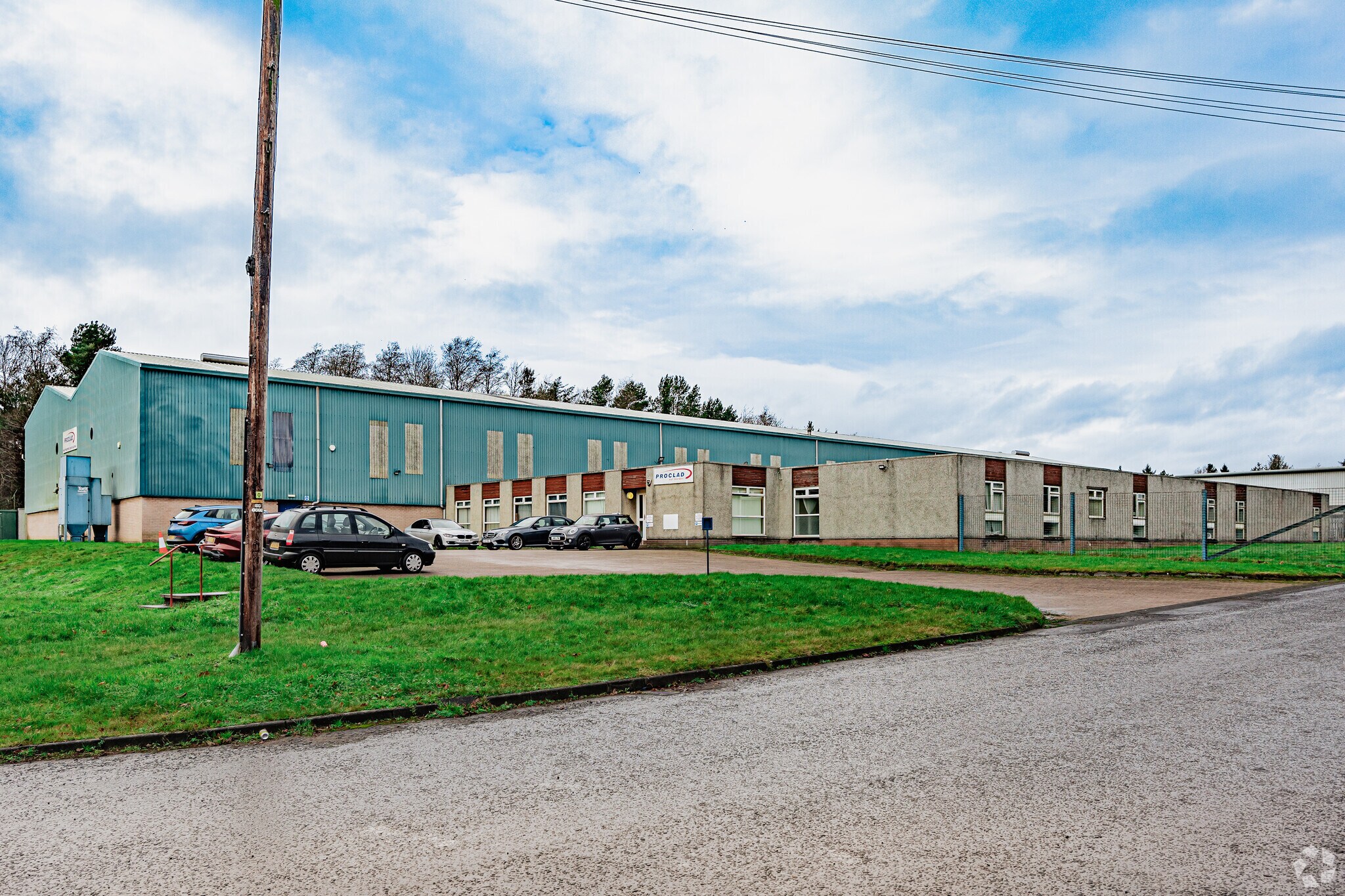 Viewfield, Glenrothes for sale Primary Photo- Image 1 of 4