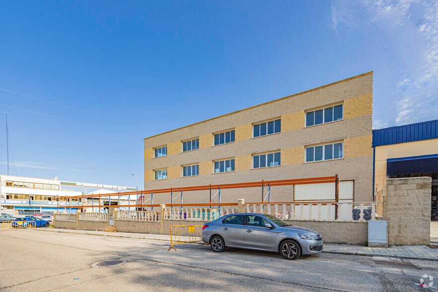 Calle de Franklin, 3, Getafe, Madrid for sale - Building Photo - Image 2 of 5