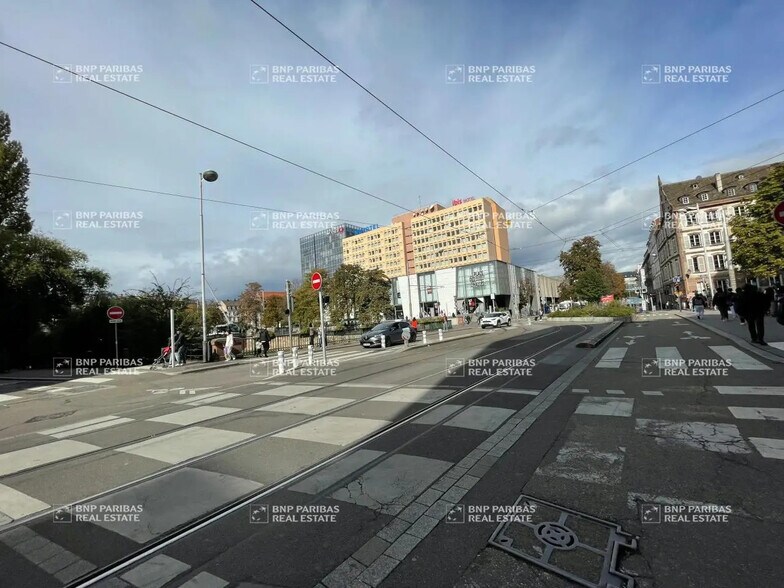 3 Quai Kléber, Strasbourg to rent - Primary Photo - Image 1 of 32