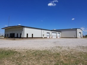 10134 NE State Road 61, Pratt, KS for sale Primary Photo- Image 1 of 1