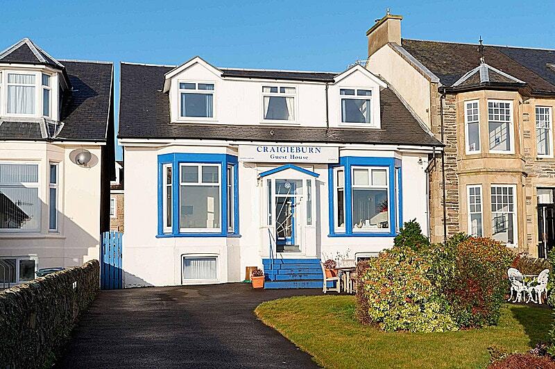 105 Alexandra Para, Dunoon for sale Primary Photo- Image 1 of 1