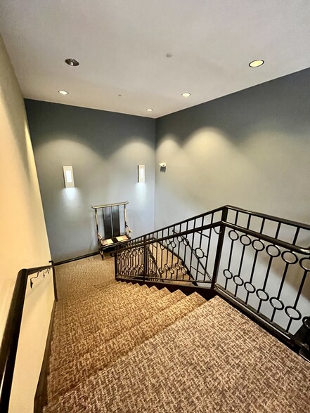 1505 Mount Vernon Rd, Atlanta, GA for rent - Interior Photo - Image 3 of 8