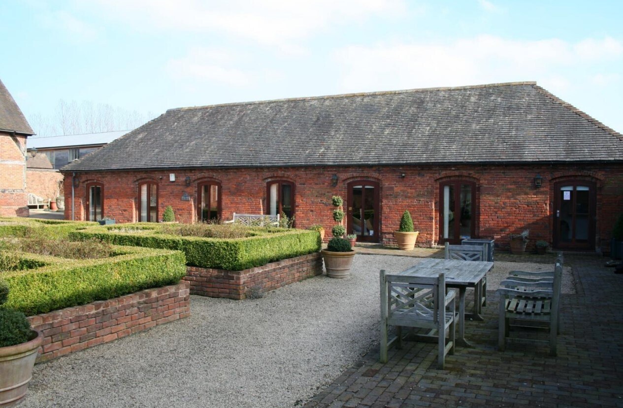 Atherstone Ln, Hurley for sale Building Photo- Image 1 of 1