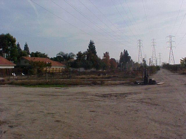 8301 Kroll Way, Bakersfield, CA for sale - Building Photo - Image 3 of 7