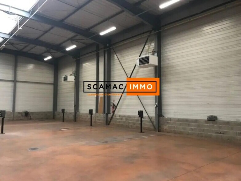 Industrial in Nanterre to rent - Building Photo - Image 2 of 5