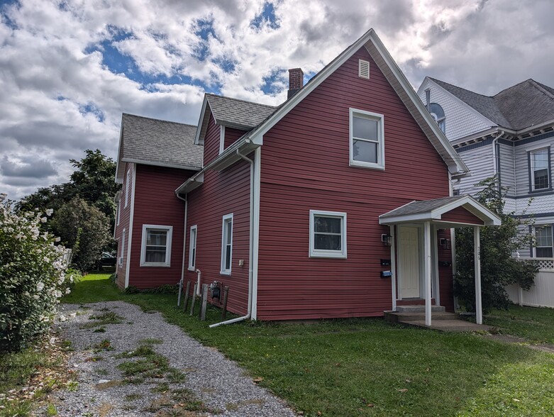 204 N Barry St, Olean, NY for sale - Primary Photo - Image 1 of 4