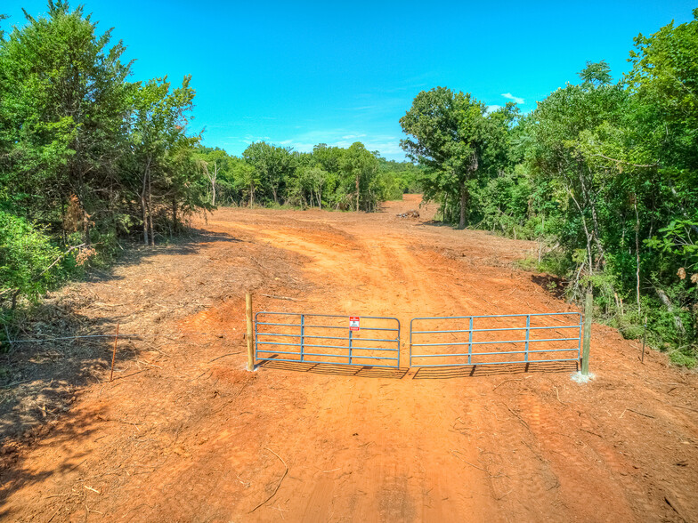 32420 24th Ave, Norman, OK for sale - Building Photo - Image 1 of 25