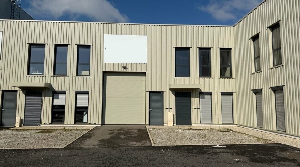 55 Rue Emile Zola, Décines-Charpieu for sale Building Photo- Image 1 of 5