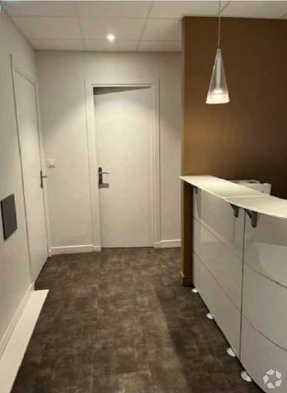 Location Bureaux 89 m² - Photo 1
