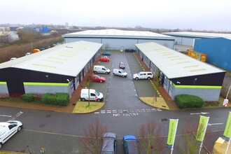 1 Smeaton Close, Aylesbury, BKM - aerial  map view - Image1