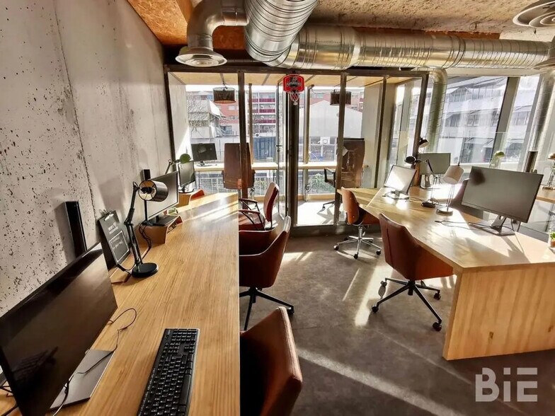 Office in Mérignac to rent - Building Photo - Image 2 of 8