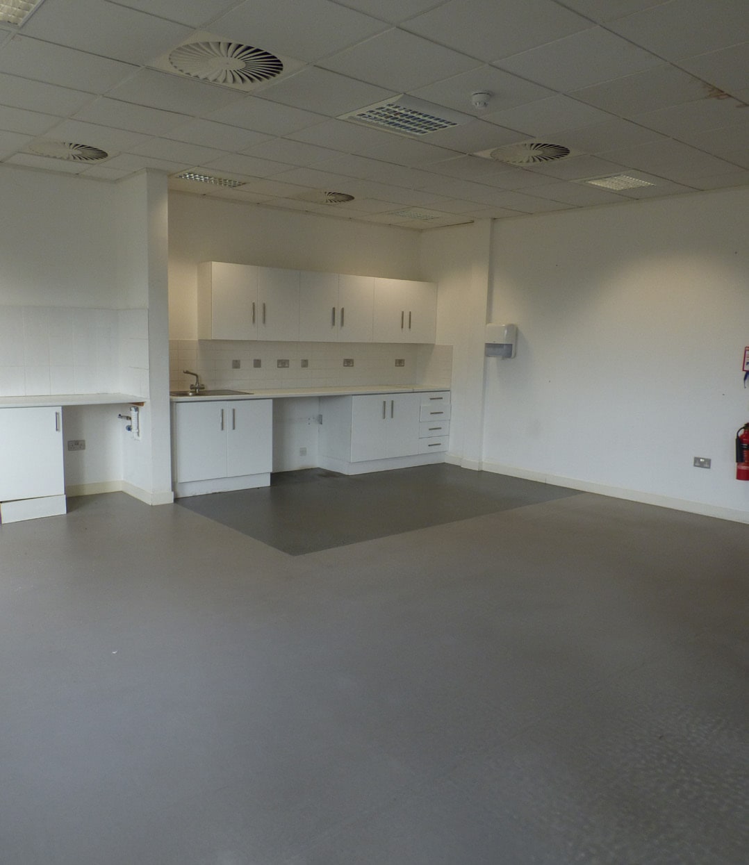 3 Percy Rd, Huntingdon for sale Interior Photo- Image 1 of 4