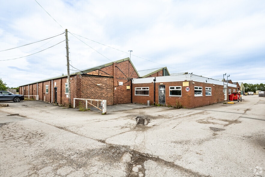 Deeside Ln, Chester to rent - Building Photo - Image 1 of 3