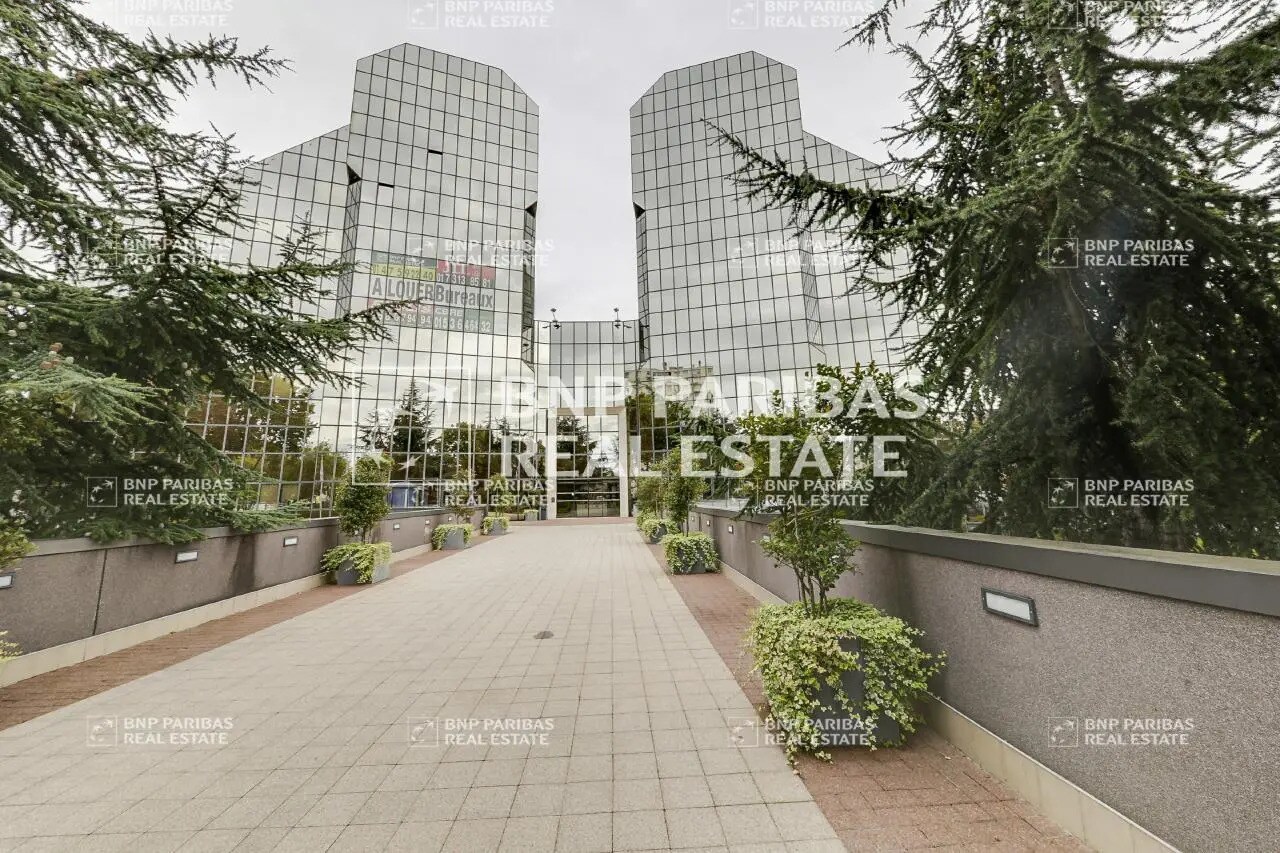 191 Avenue Aristide Briand, Cachan to rent Primary Photo- Image 1 of 9