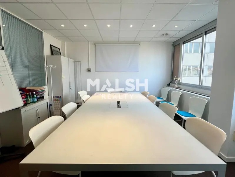 Vente Bureaux 86 m² - Photo 1