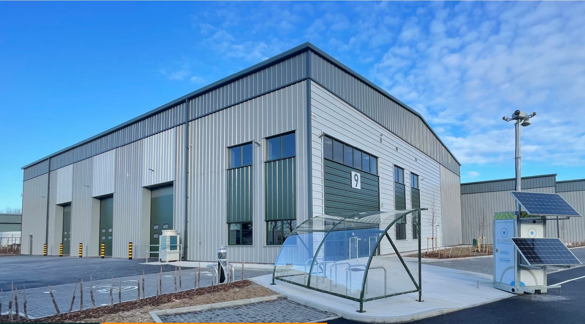 Sucham Park portfolio of 3 properties for sale on LoopNet.co.uk Primary Photo- Image 1 of 5