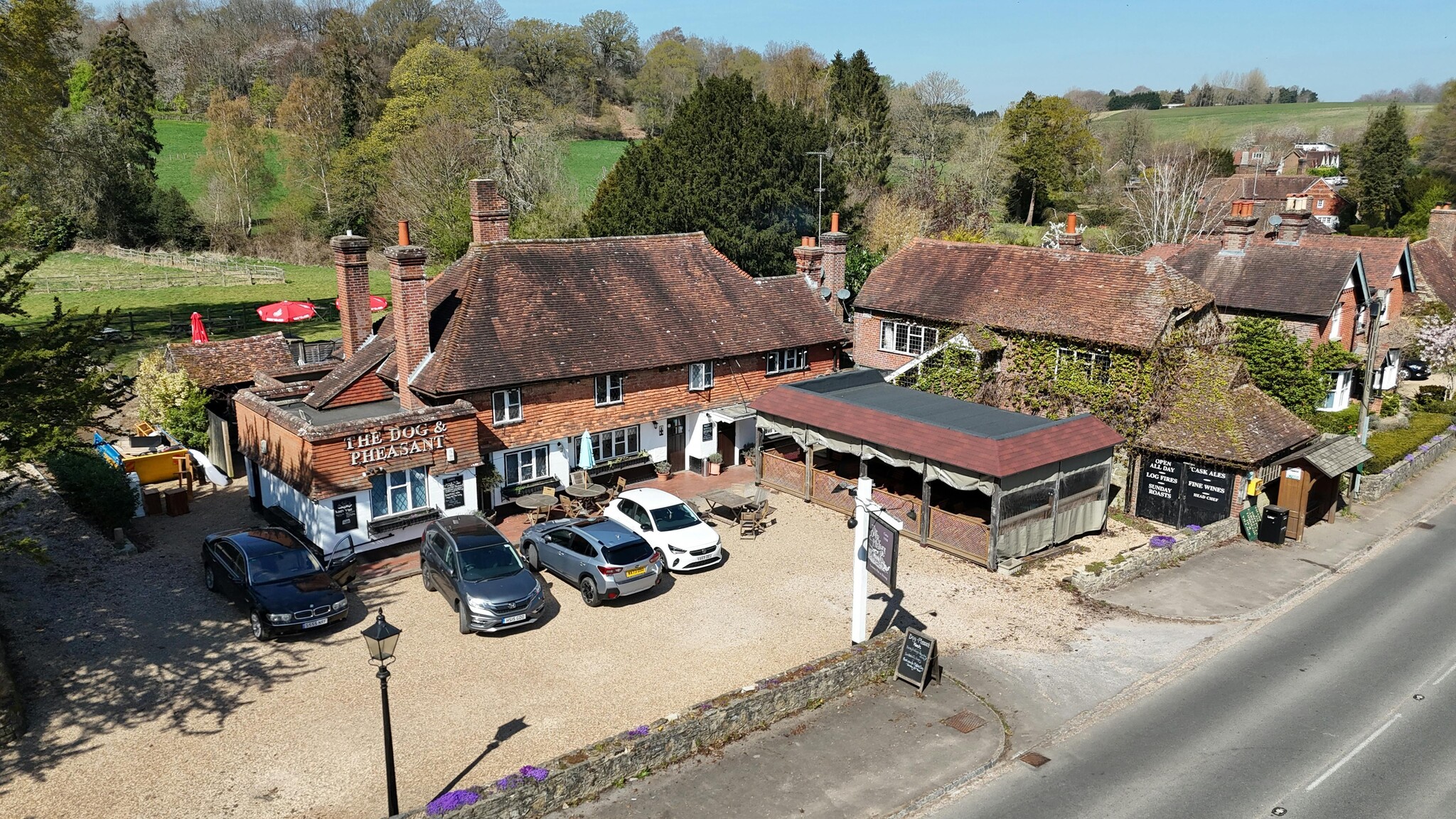 Haslemere Rd, Godalming to rent Primary Photo- Image 1 of 10