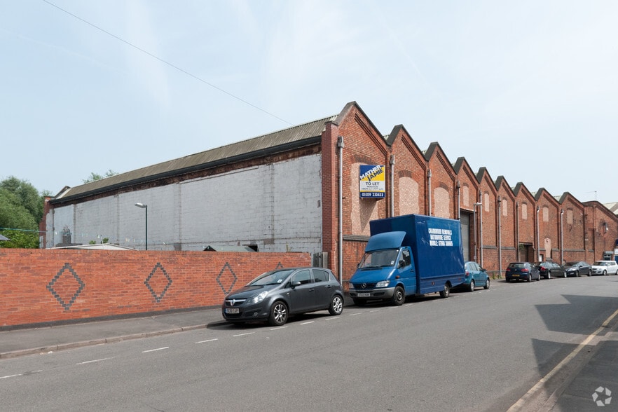 Empress Rd, Loughborough for sale - Primary Photo - Image 1 of 1
