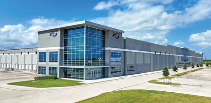 7505 Fisher Rd, Baytown, TX to rent Building Photo- Image 1 of 6