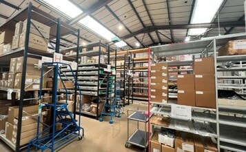 15 Cofton Rd, Exeter to rent Interior Photo- Image 1 of 7