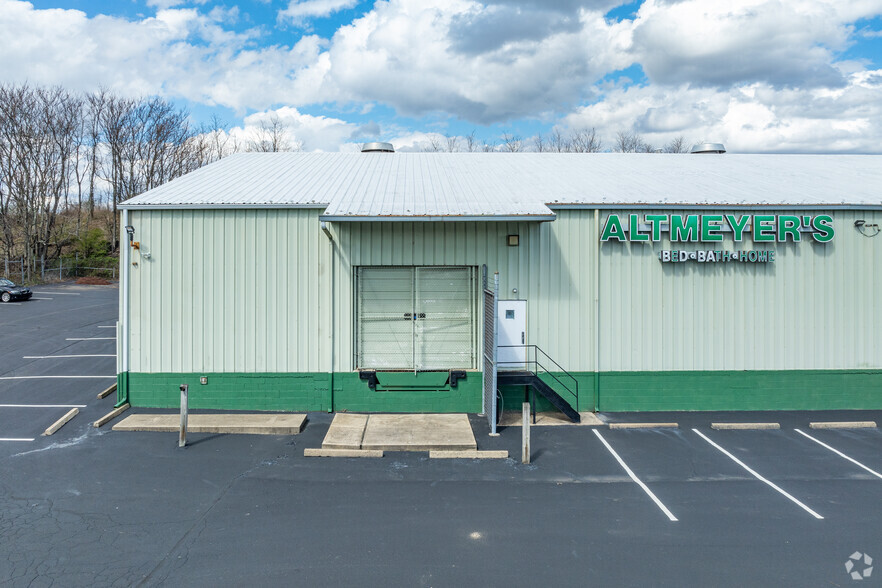 6515 US-22 Hwy, Delmont, PA for sale - Building Photo - Image 3 of 5