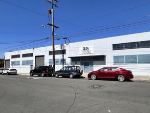 936-938 61st St, Oakland, CA for rent Building Photo- Image 2 of 10