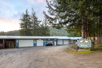 1960 Ranch Rd, Reedsport, OR for sale Primary Photo- Image 1 of 1