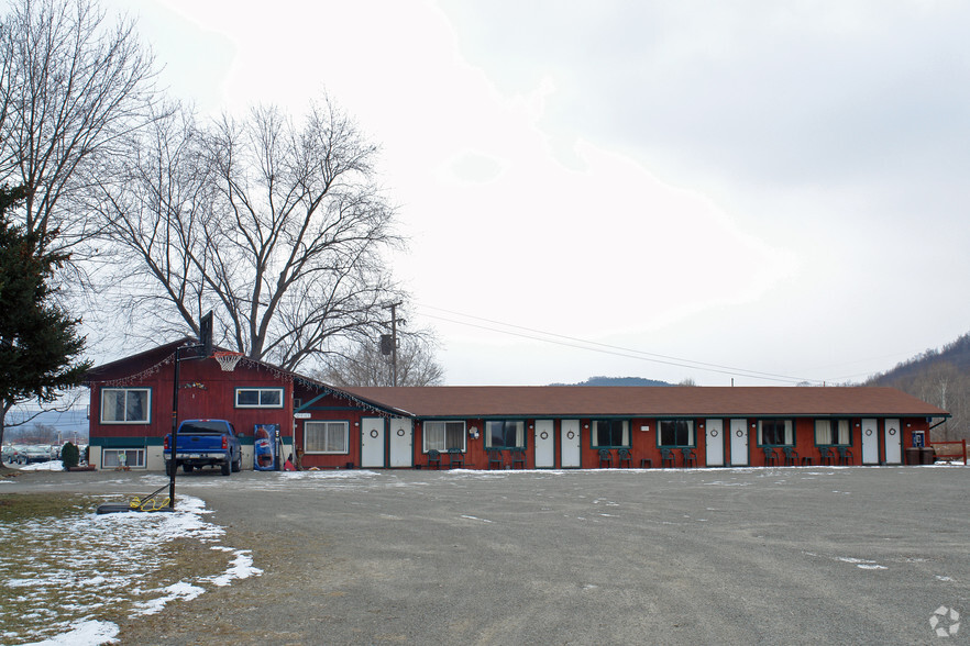 2460 S Main St, Mansfield, PA for sale - Primary Photo - Image 1 of 1