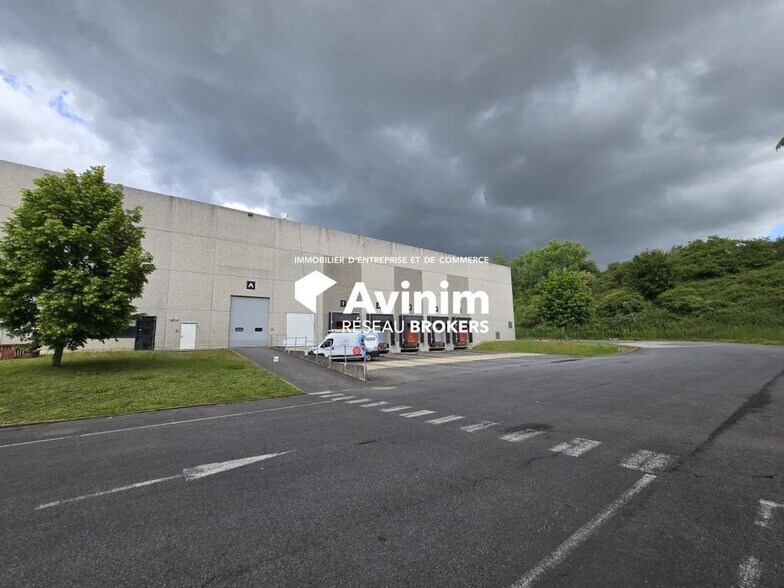 Industrial in Marly-la-Ville to rent - Building Photo - Image 2 of 6