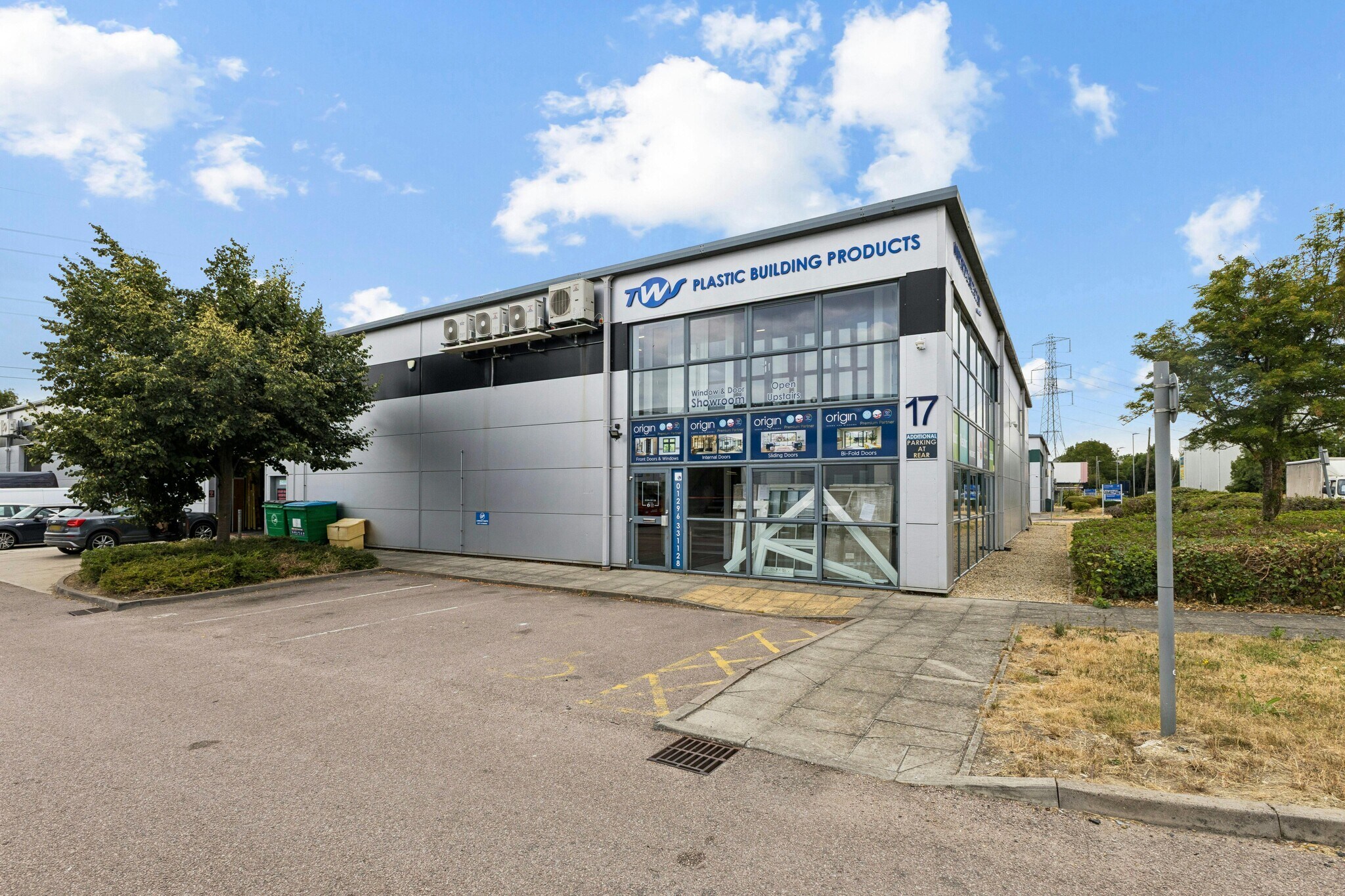 Smeaton Clos, Aylesbury for sale Building Photo- Image 1 of 7