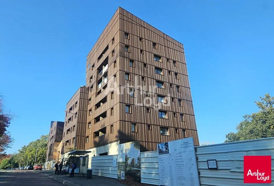 Office in Angers for sale Building Photo- Image 1 of 3