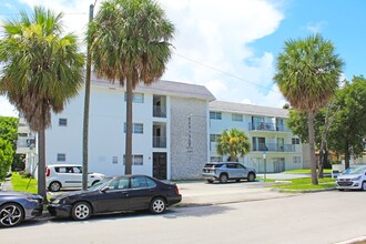 16030 NE 19 Ct, Miami, FL for sale Building Photo- Image 1 of 6