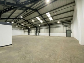 145 Summerlee St, Glasgow to rent Interior Photo- Image 2 of 2
