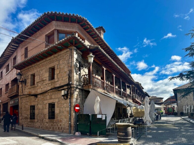 Plaza Adolfo Suárez, 10, Manzanares el Real, Madrid for sale - Building Photo - Image 2 of 13