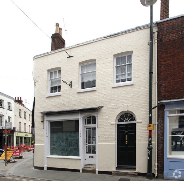 32 Palace St, Canterbury to rent - Building Photo - Image 2 of 3