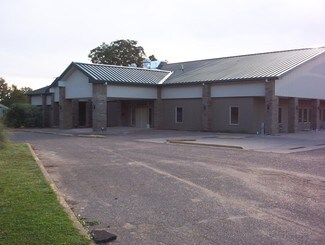 More details for 2130 Country Club Rd, Palestine, TX - Leisure for Sale