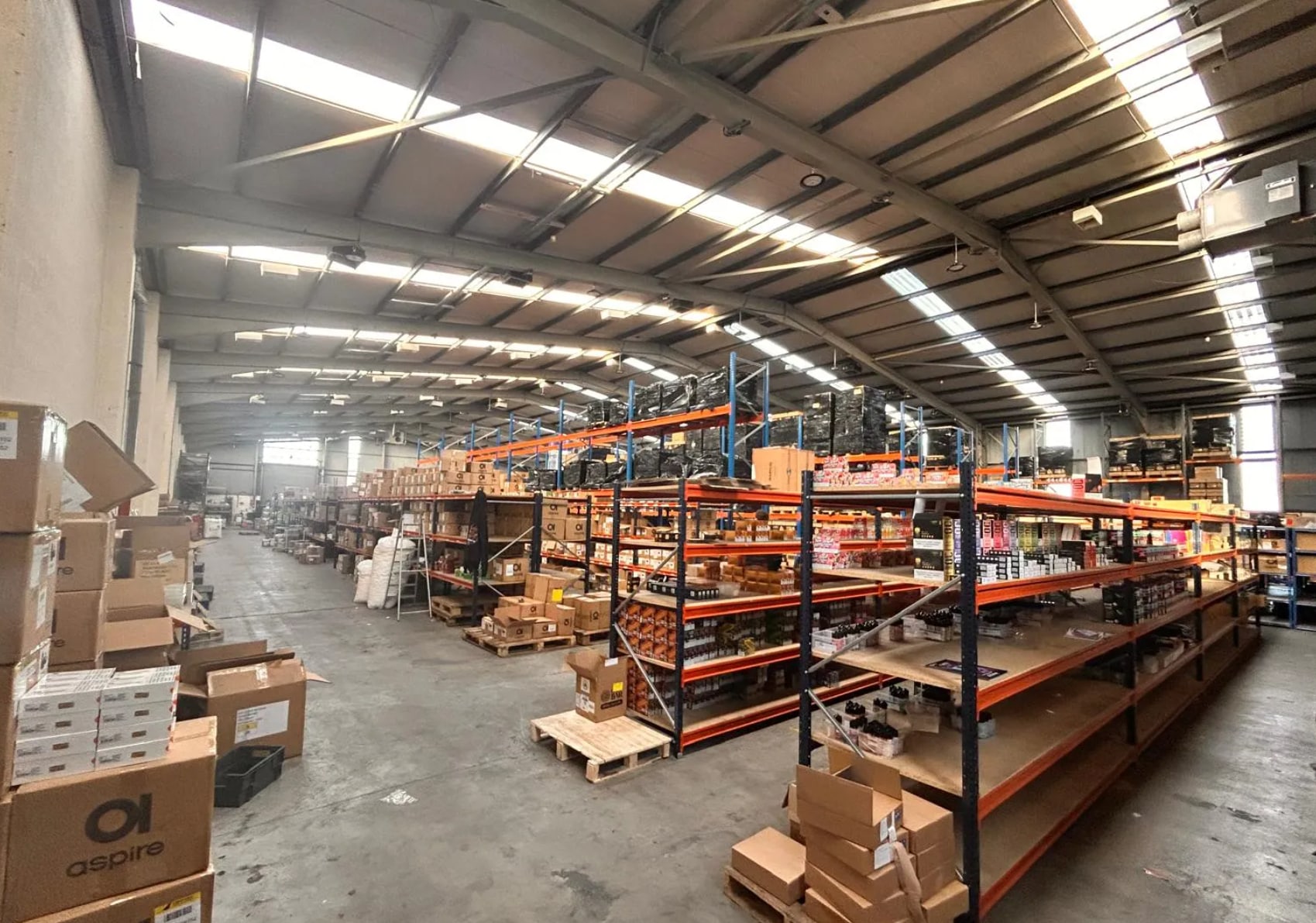 Hortonwood 2, Telford to rent Interior Photo- Image 1 of 3