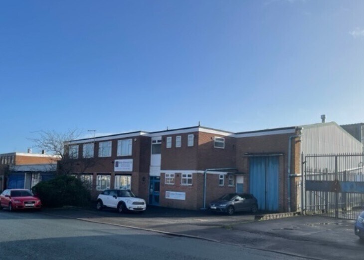 57 The Av, Birmingham for sale Primary Photo- Image 1 of 1