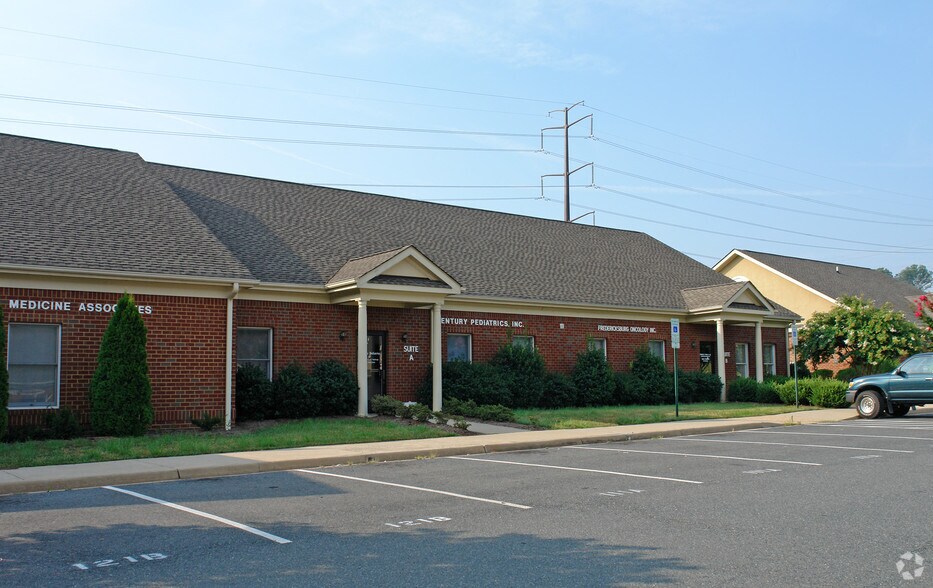 111 Park Hill Dr, Fredericksburg 22401 Office For Sale UK