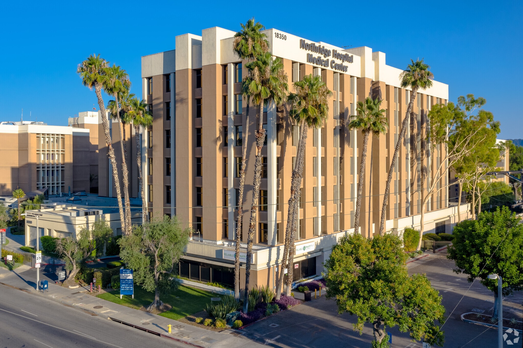 18350 Roscoe Blvd, Northridge, CA to rent Building Photo- Image 1 of 12