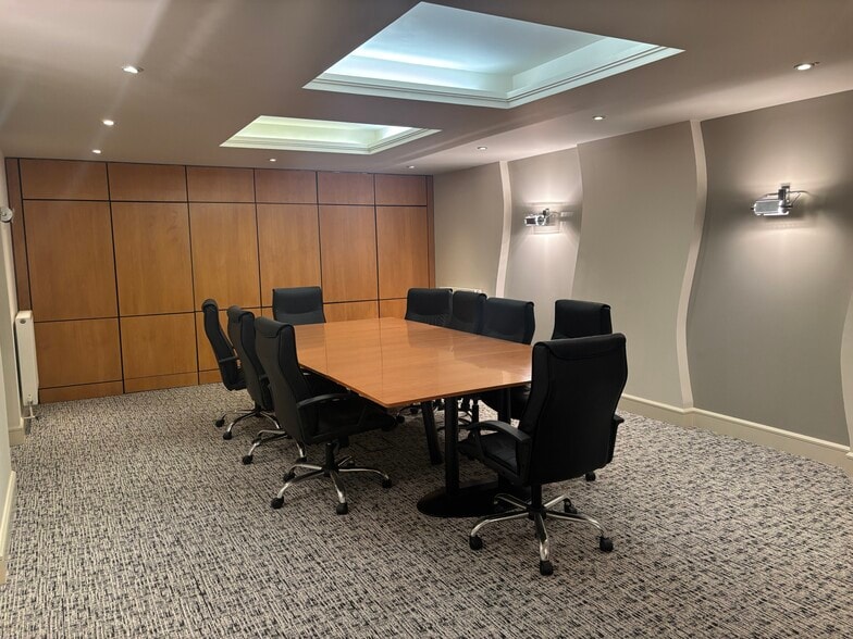 18 Monmouth Pl, Bath to rent - Interior Photo - Image 3 of 4