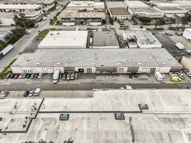 409-423 Littlefield Ave, South San Francisco, CA for rent - Building Photo - Image 2 of 7