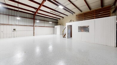 5626 N Dale Mabry Hwy, Tampa, FL to rent Matterport 3D Scan- Image 1 of 12