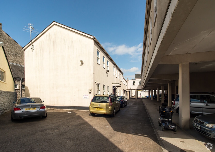 59A-59G Stramongate, Kendal to rent - Building Photo - Image 3 of 9