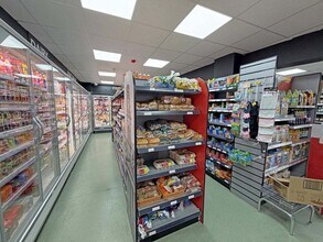 334 Commercial Rd, Portsmouth to rent Interior Photo- Image 2 of 7