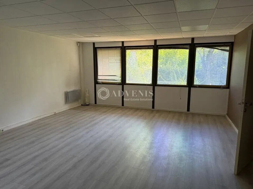 Vente Bureaux 113 m² - Photo 1