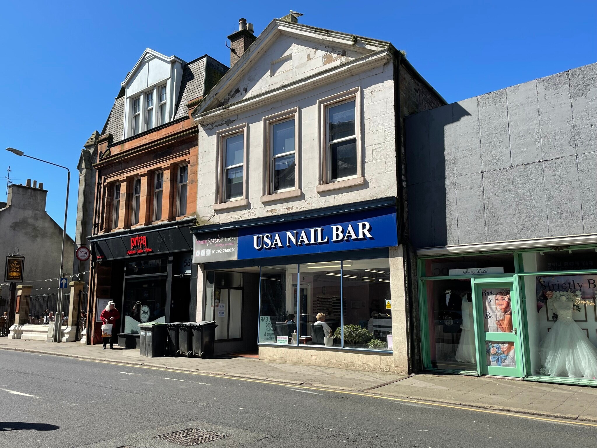 54-54A Sandgate, Ayr to rent Building Photo- Image 1 of 7